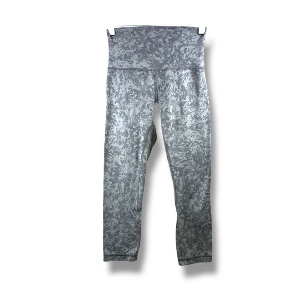 Lululemon Align High Rise Tight 23” in The Summer Shade Ice Gray Multicolor Size